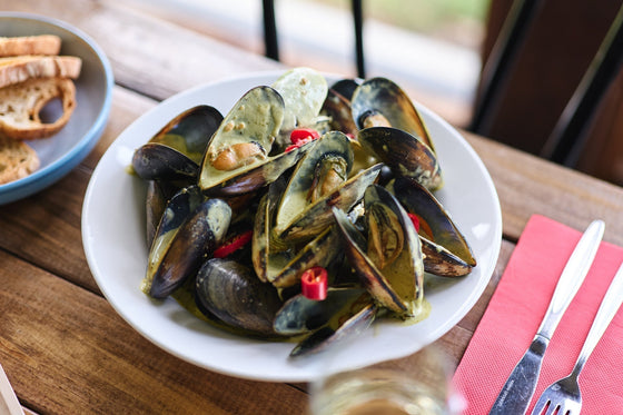 MUSSEL MONDAYS